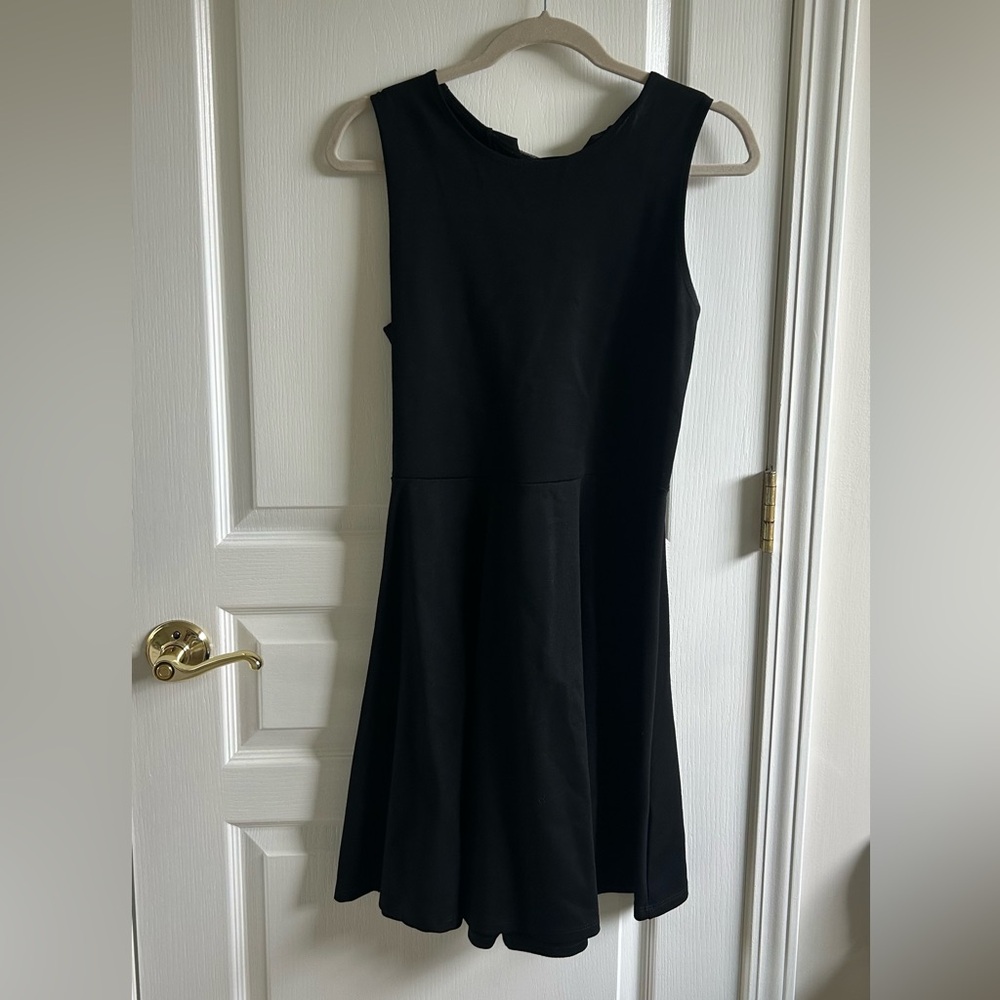 Design Lab Lord & Taylor Black Sleeveless Mini Fit-and-Flare Dress